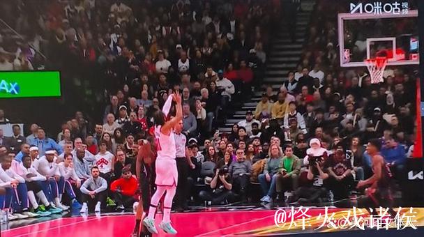 NBA杯12月10日:尼克斯VS猛龙 布伦森集锦 NBA杯12月10日:尼克斯VS猛龙 布伦森集锦