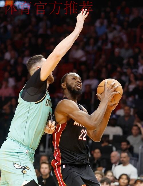 威金斯全场12中4,三分5中2得到10分2篮板2助攻2抢断3盖帽 威金斯全场12中4,三分5中2得到10分2篮板2助攻2抢断3盖帽